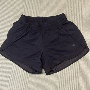 Athleta Mesh Racer Run Short 4”